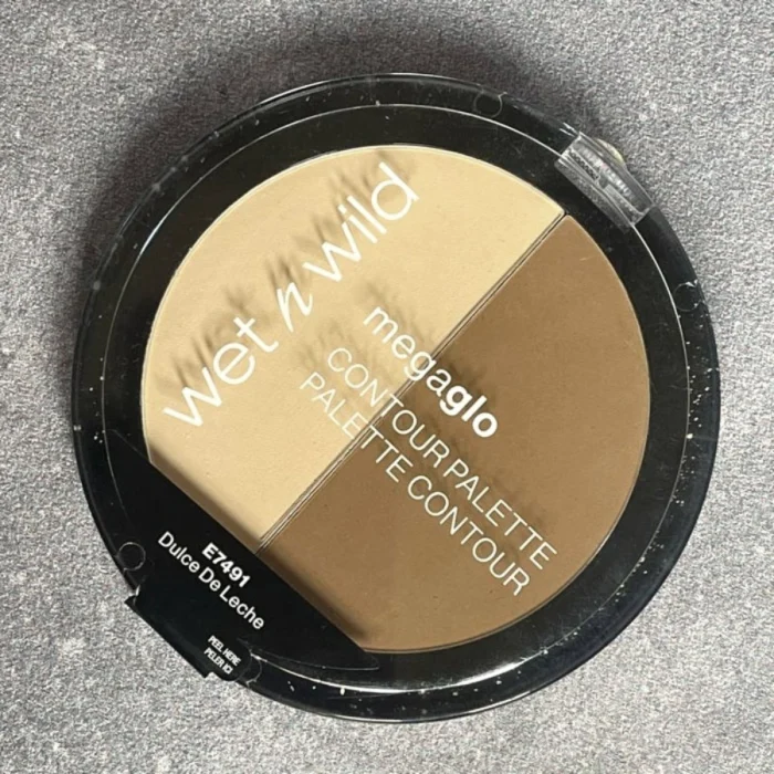کانتور خشک دو رنگ وت اند وایلد Wet & Wild Mega Glo Countoring Palette
